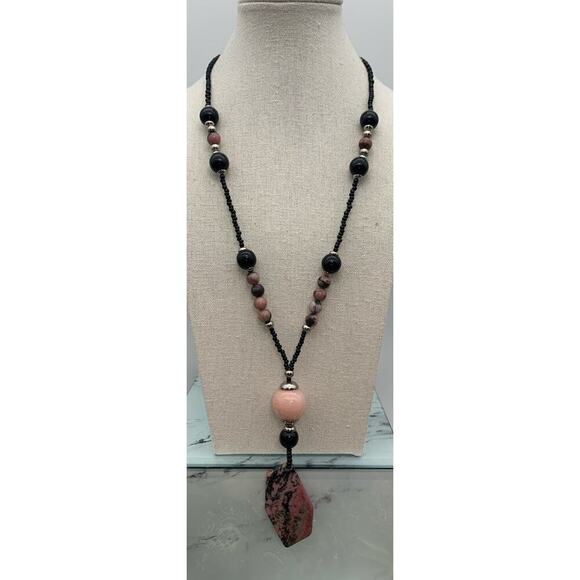 Vintage Signed French Designer DUBAUX Black & Pink Beaded Stone Pendant Necklace - Picture 3 of 7